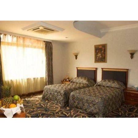 City Royal Resort Hotel Kyambogo  Exterior photo