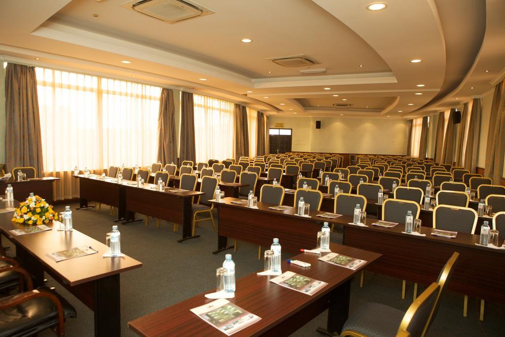 City Royal Resort Hotel Kyambogo  Room photo