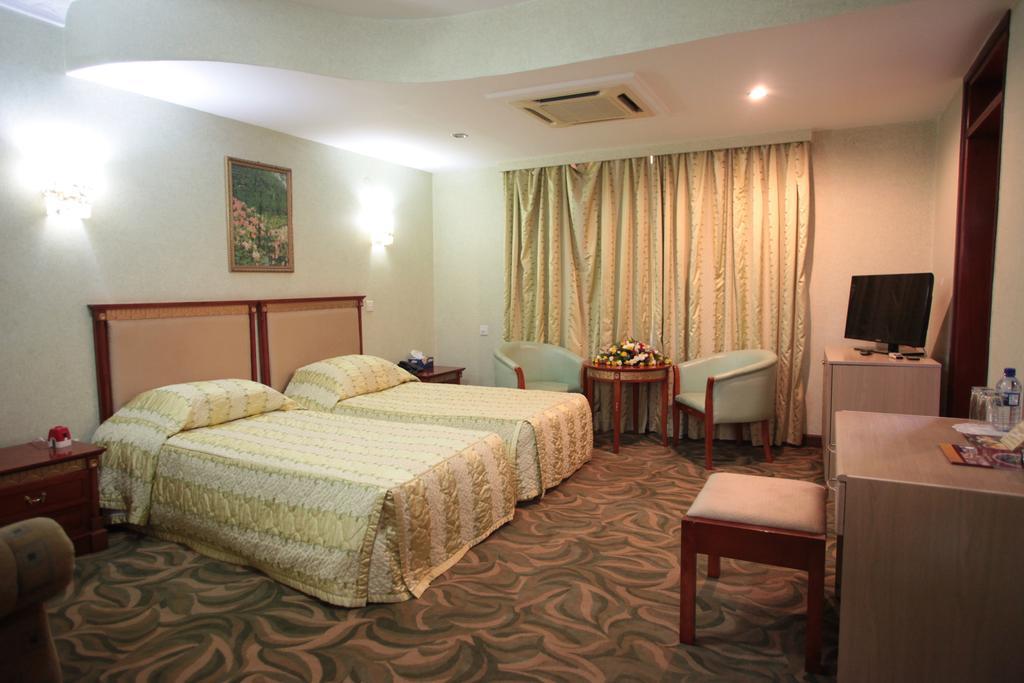City Royal Resort Hotel Kyambogo  Room photo