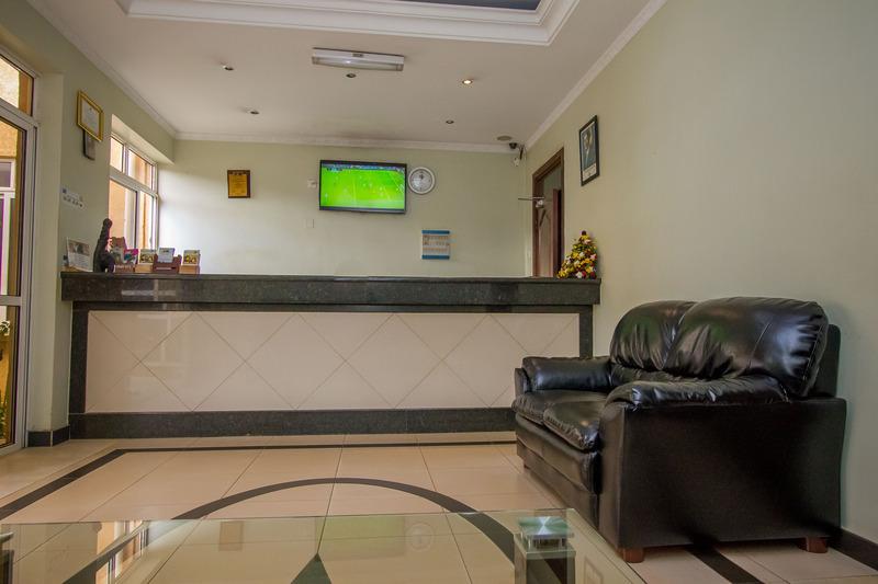 City Royal Resort Hotel Kyambogo  Exterior photo