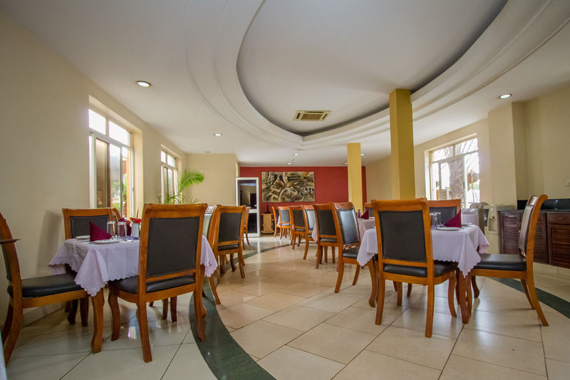 City Royal Resort Hotel Kyambogo  Exterior photo