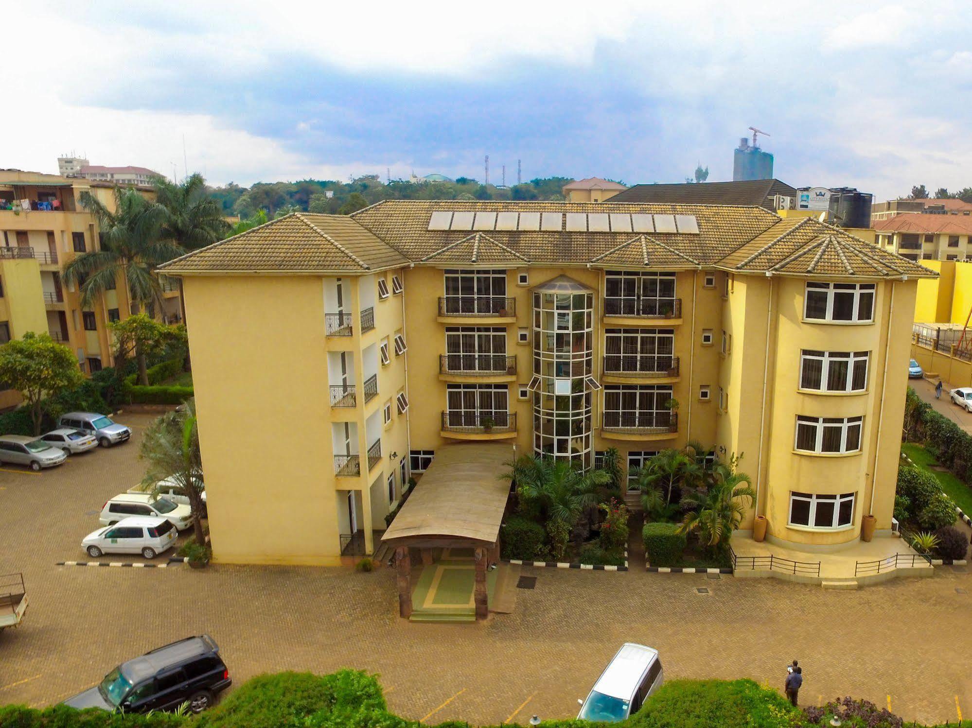 City Royal Resort Hotel Kyambogo  Exterior photo