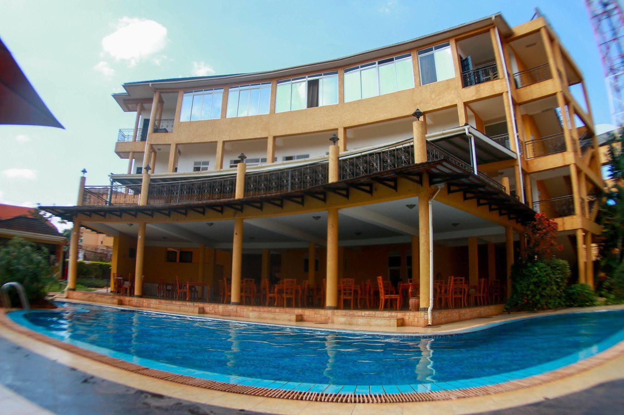 City Royal Resort Hotel Kyambogo  Exterior photo